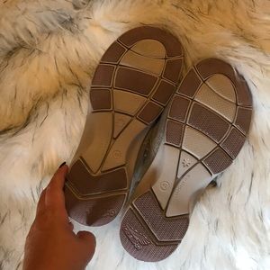 dansko evie metatarsal